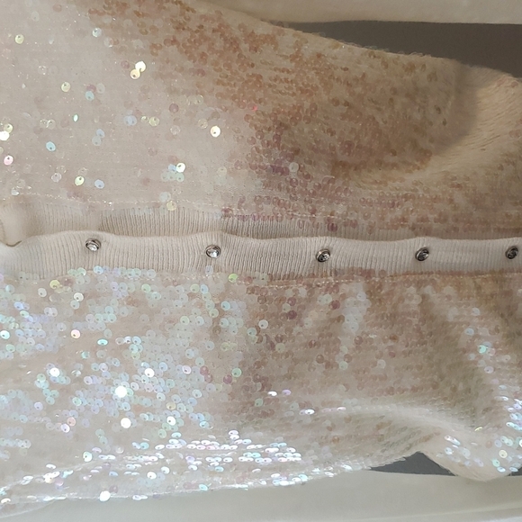 NY&C Beautiful Sequin Sweater featuring gem buttons (NWT) - Picture 6 of 7